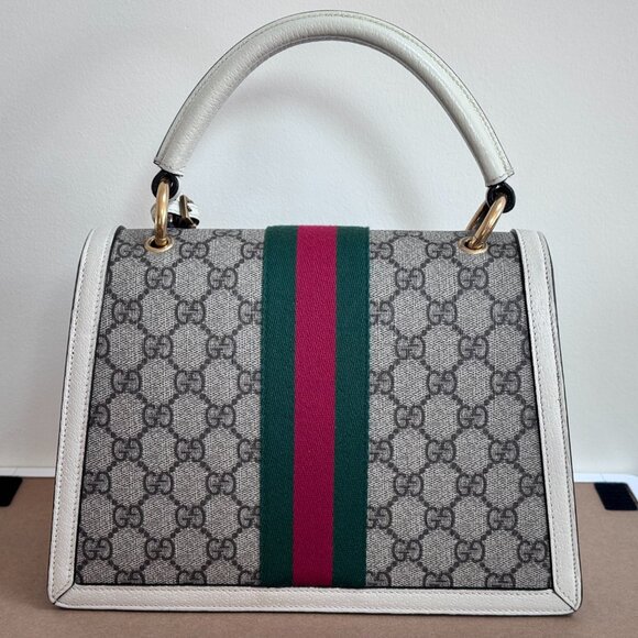 Faux Pearl Queen Margaret - Picture 5 of 16